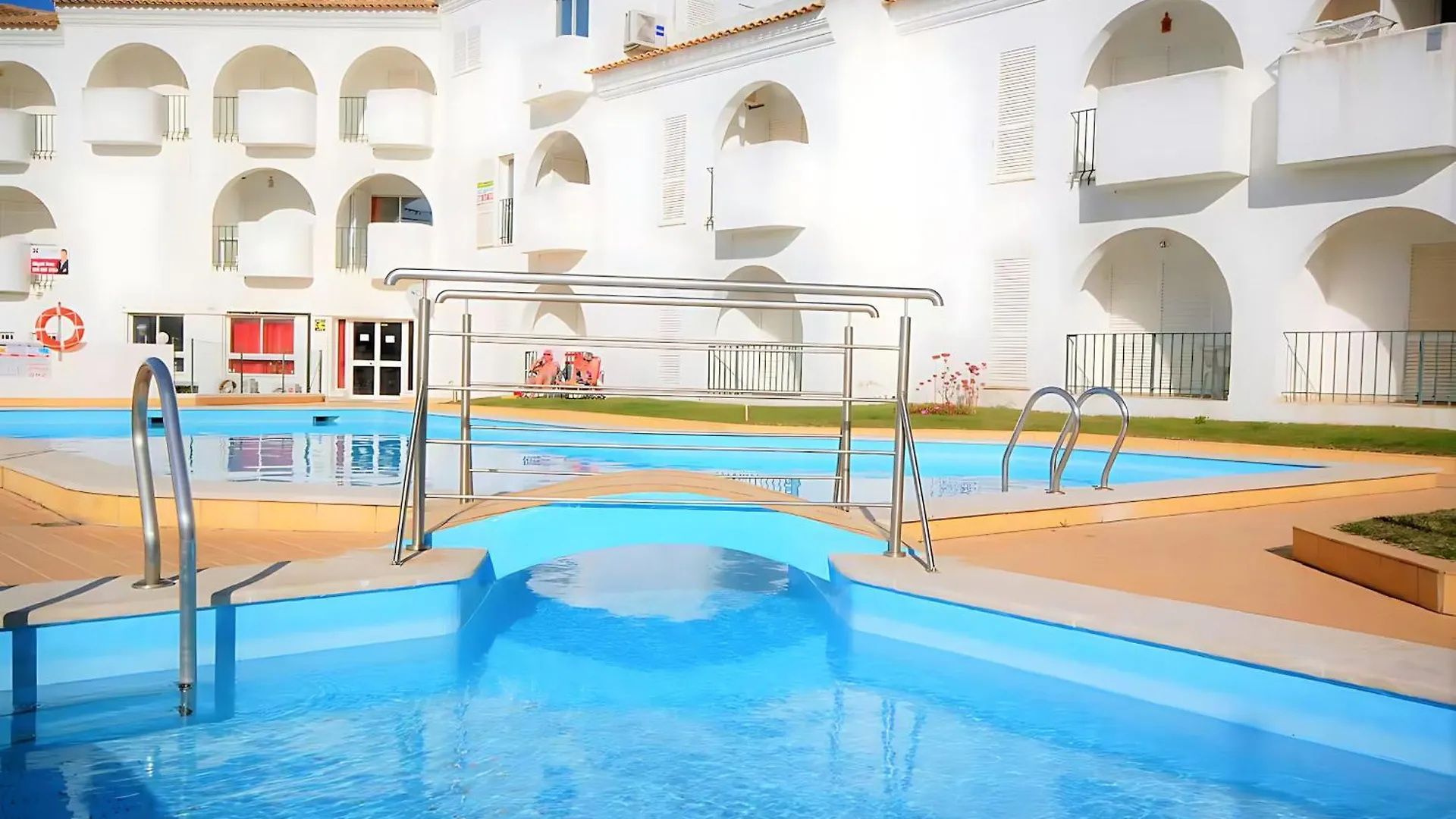Sao Rafael Village 2 Bedroom With A Pool Albufeira Apartment