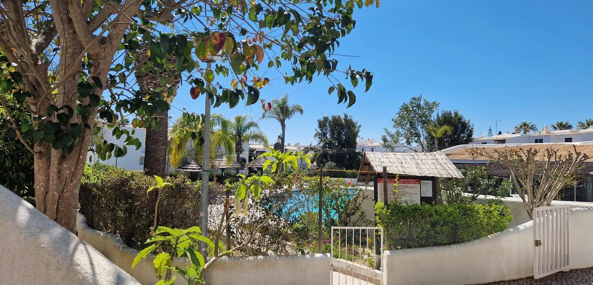 Sao Rafael Village 2 Bedroom With A Pool Albufeira Apartmán